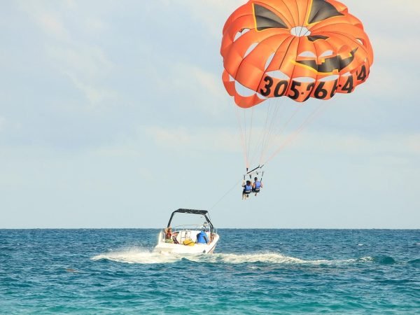 Mauritius parasailing experience with Seewan Tours